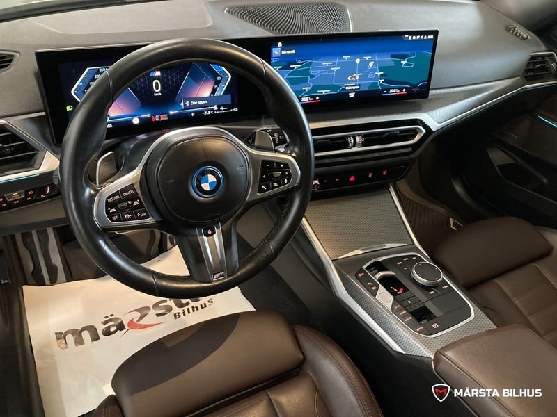 BMW 330 bild 12