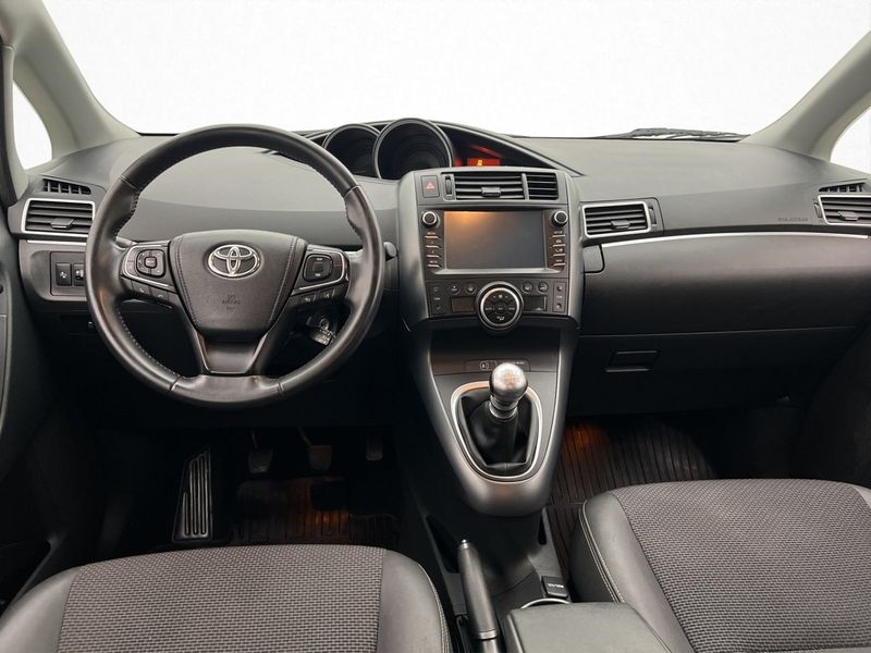 Toyota Verso bild 11