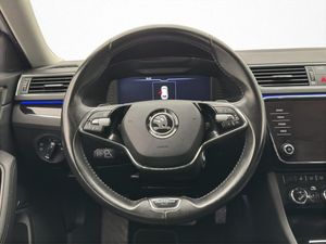 Skoda Superb bild 15
