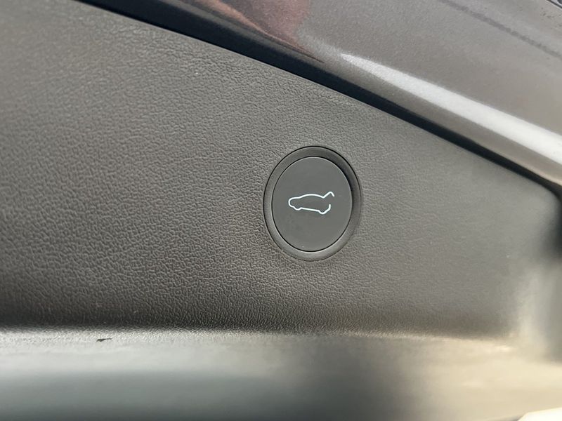 Tesla Model 3 bild 29