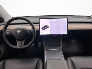 Tesla Model 3 bild 14