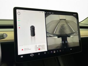 Tesla Model 3 bild 18