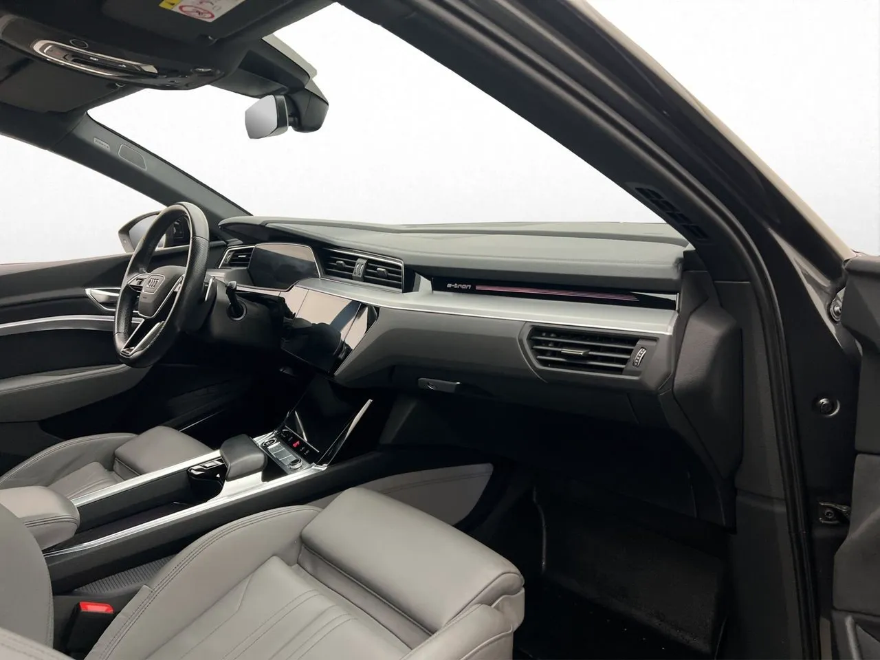 Vehicle image 36