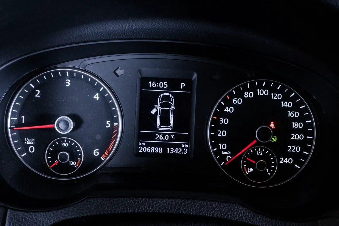 Vehicle image 20