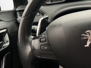 Peugeot 208 bild 17