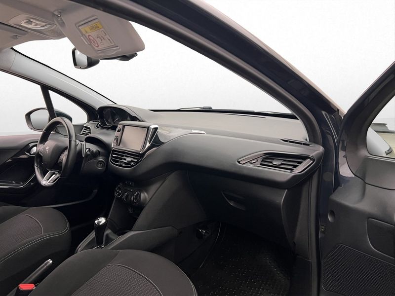 Peugeot 208 bild 13