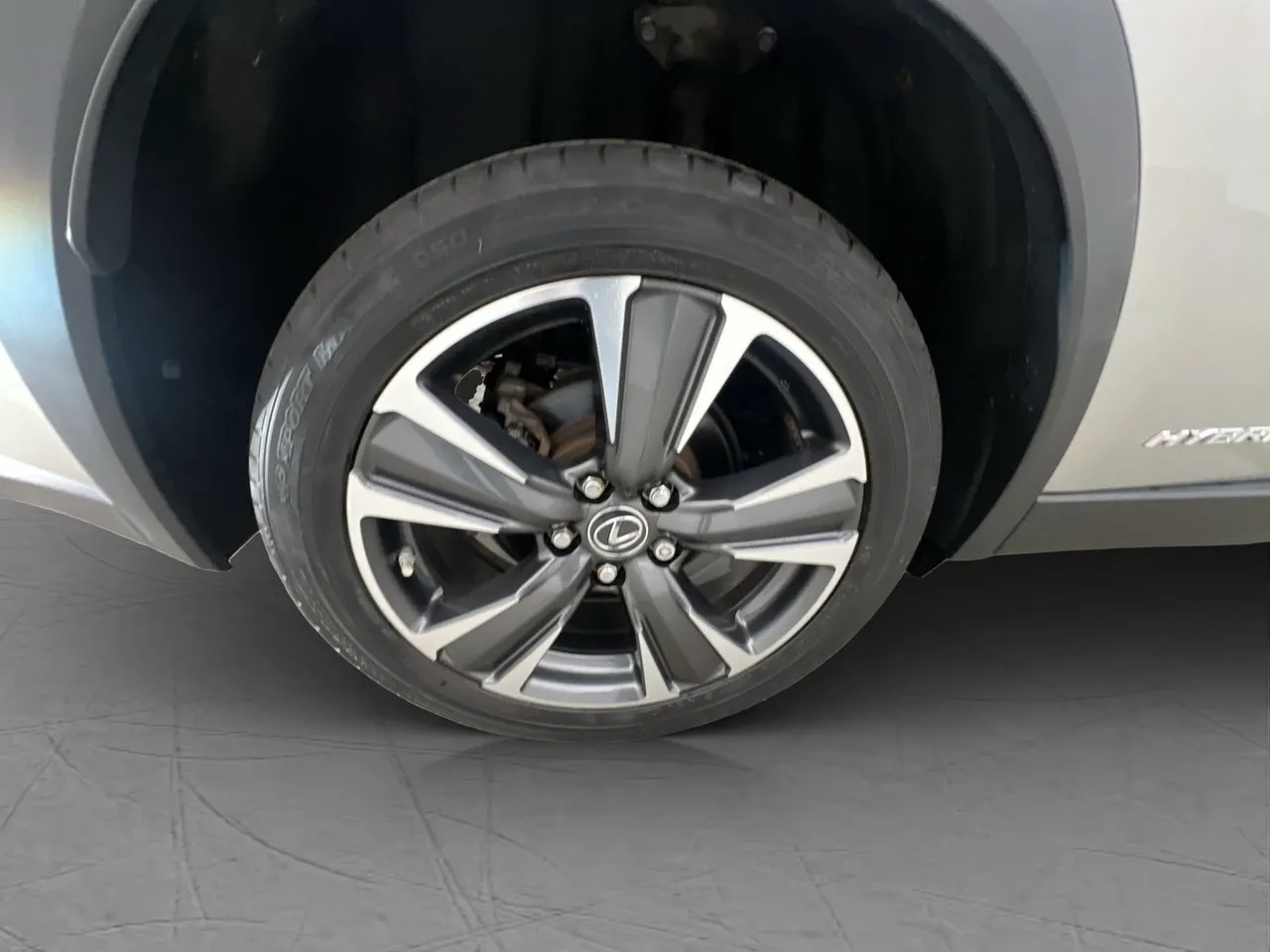 Vehicle image 31