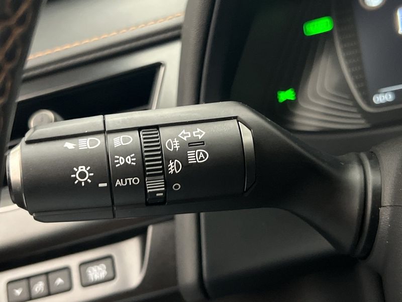 Lexus UX bild 25