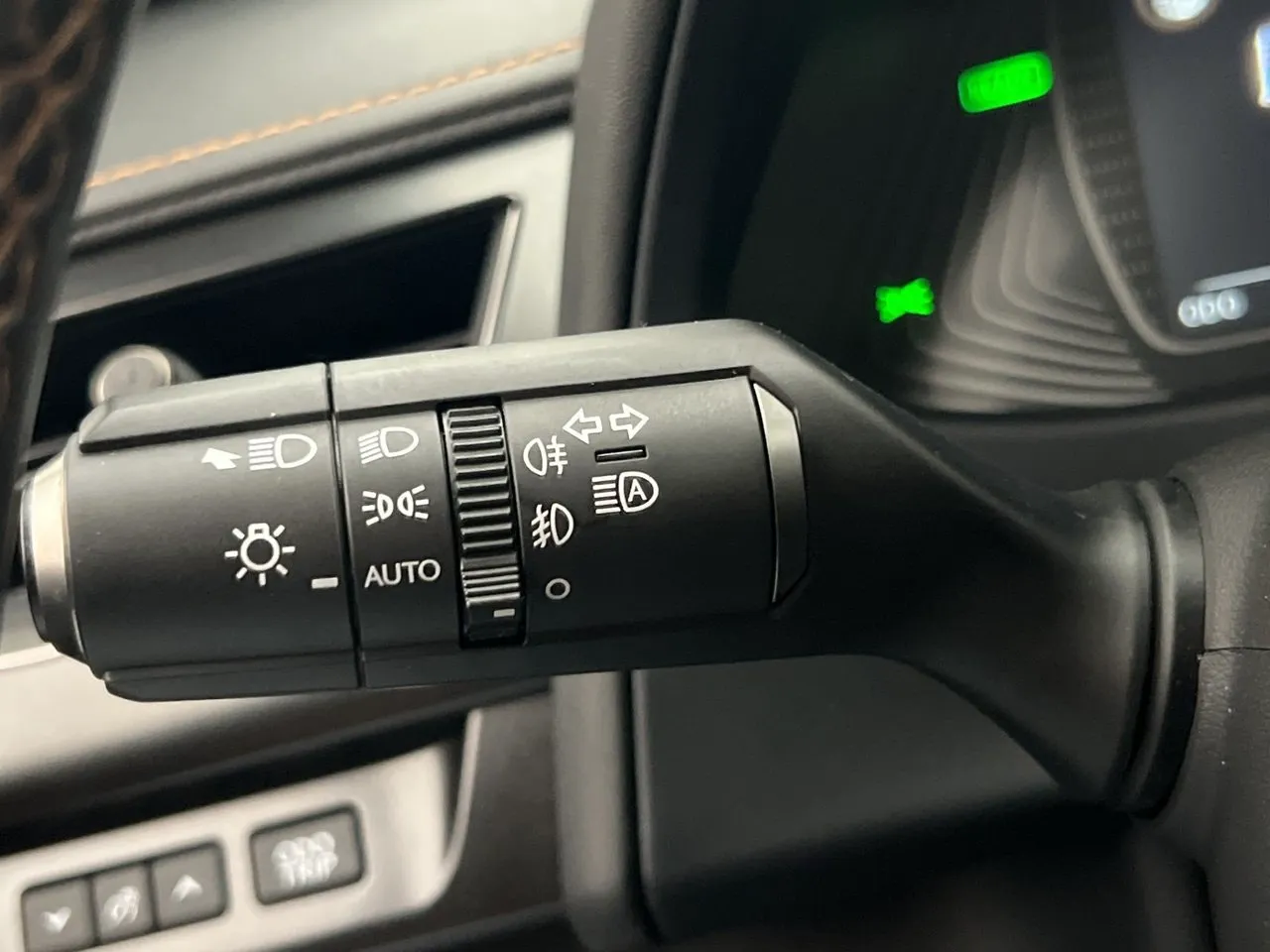 Vehicle image 24