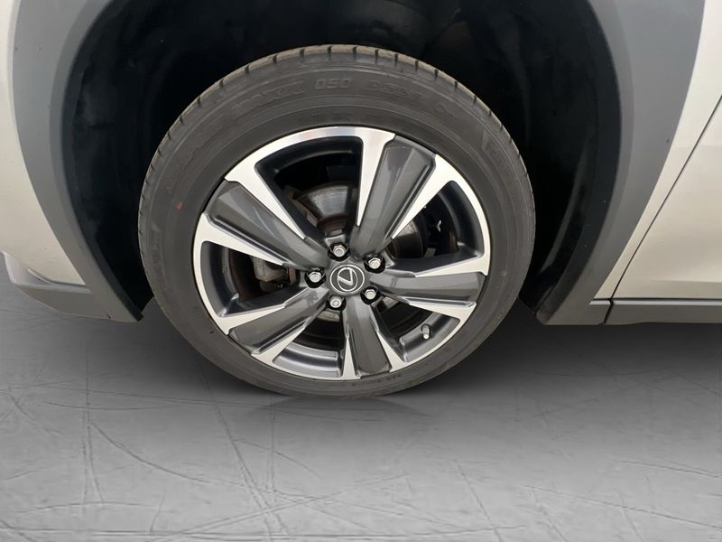 Lexus UX bild 30