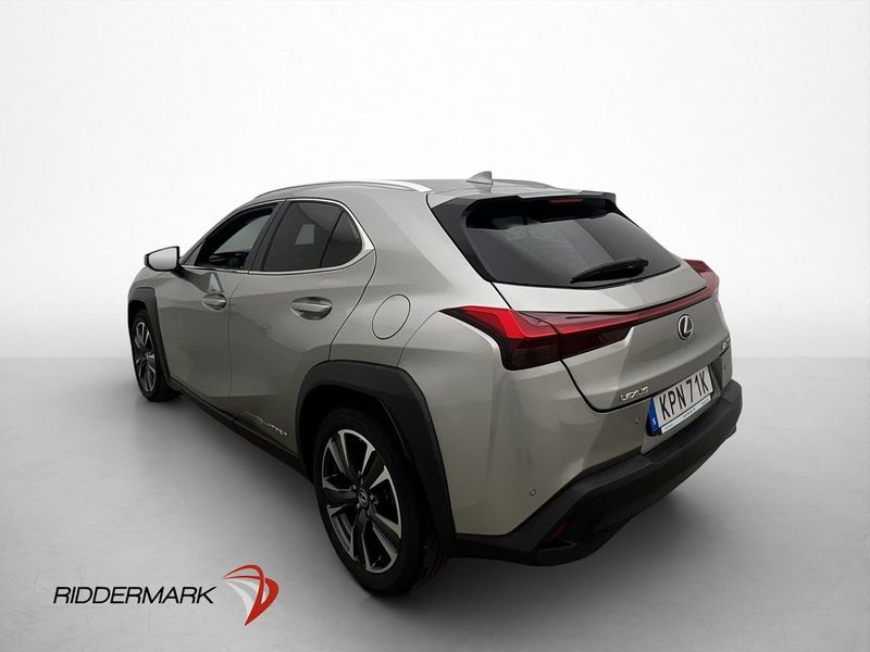 Lexus UX bild 4