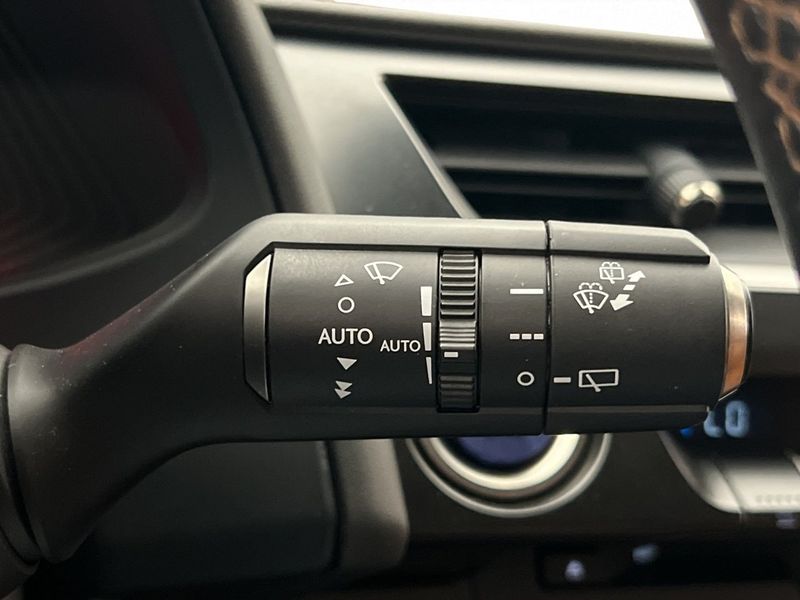 Lexus UX bild 24