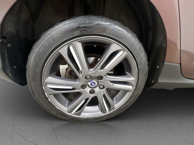 Volvo V40 bild 25