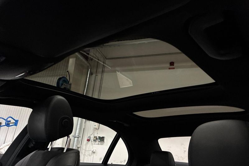 Mercedes E220 bild 17