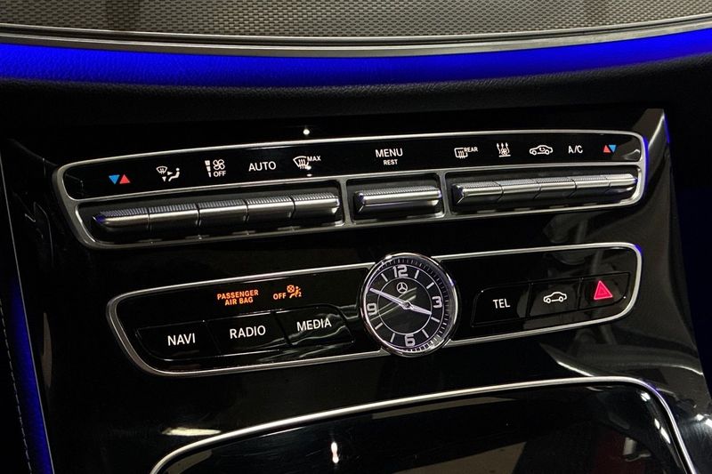 Mercedes E220 bild 28