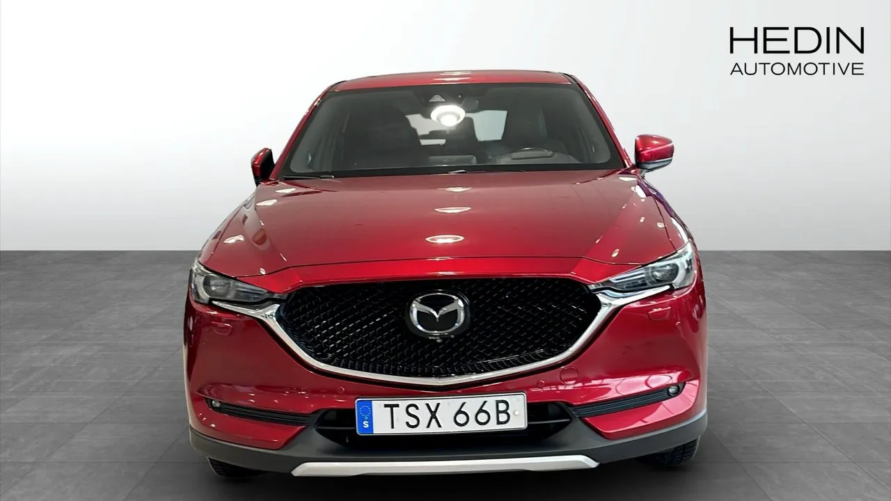Vehicle image 7