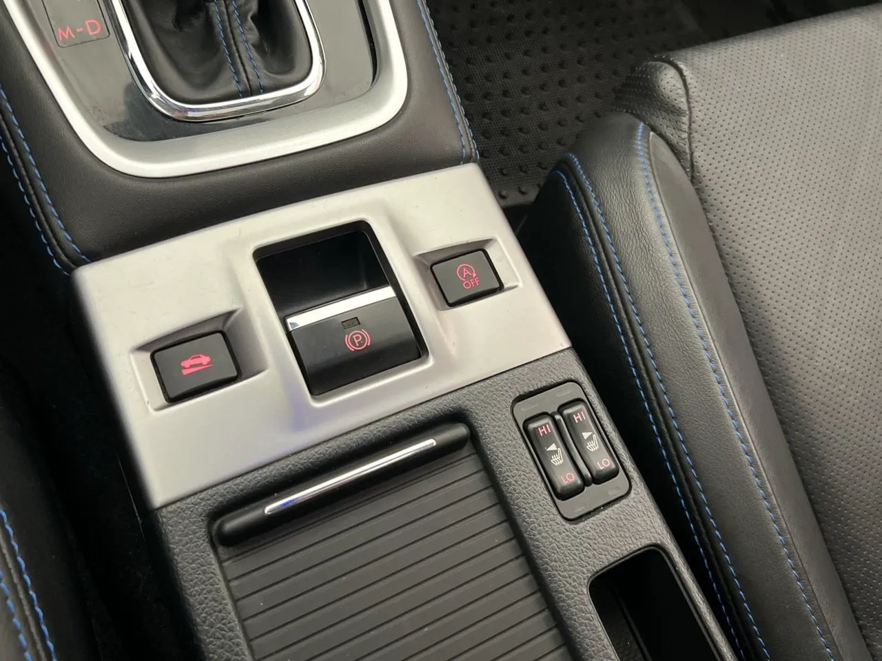 Vehicle image 24