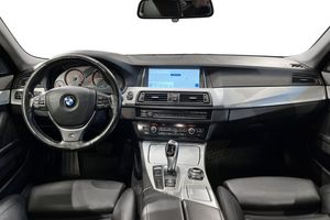 BMW 520 bild 12