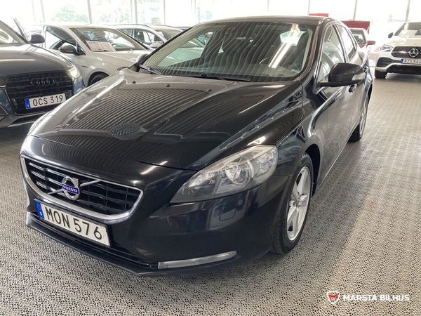 Volvo V40 D2 (115hk) Automat Kinetic - 2015