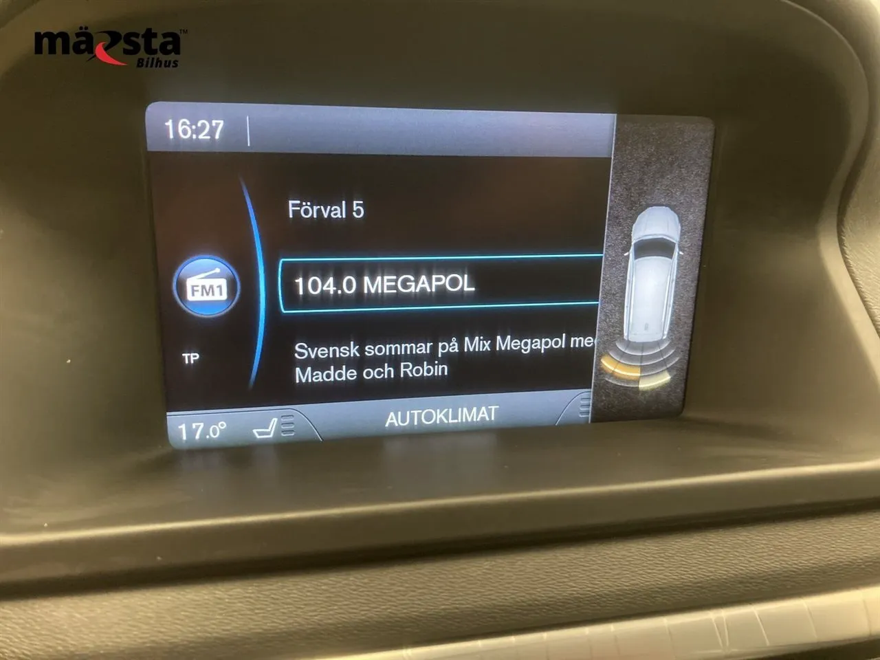 Vehicle image 15