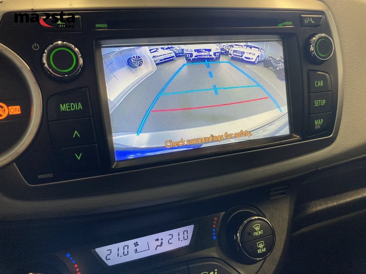 Vehicle image 15