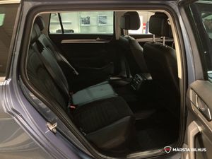 Volkswagen Passat bild 9