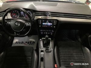 Volkswagen Passat bild 13