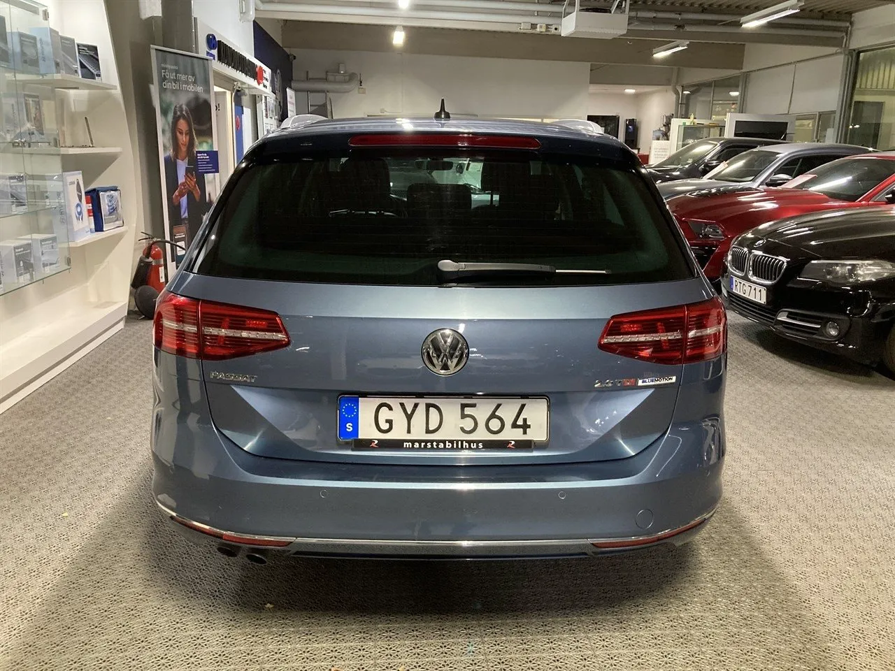 Vehicle image 5