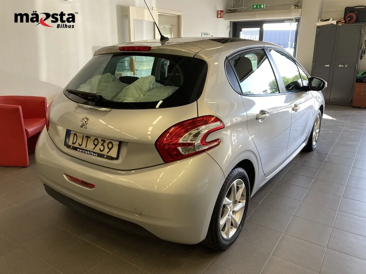 Vehicle image 2