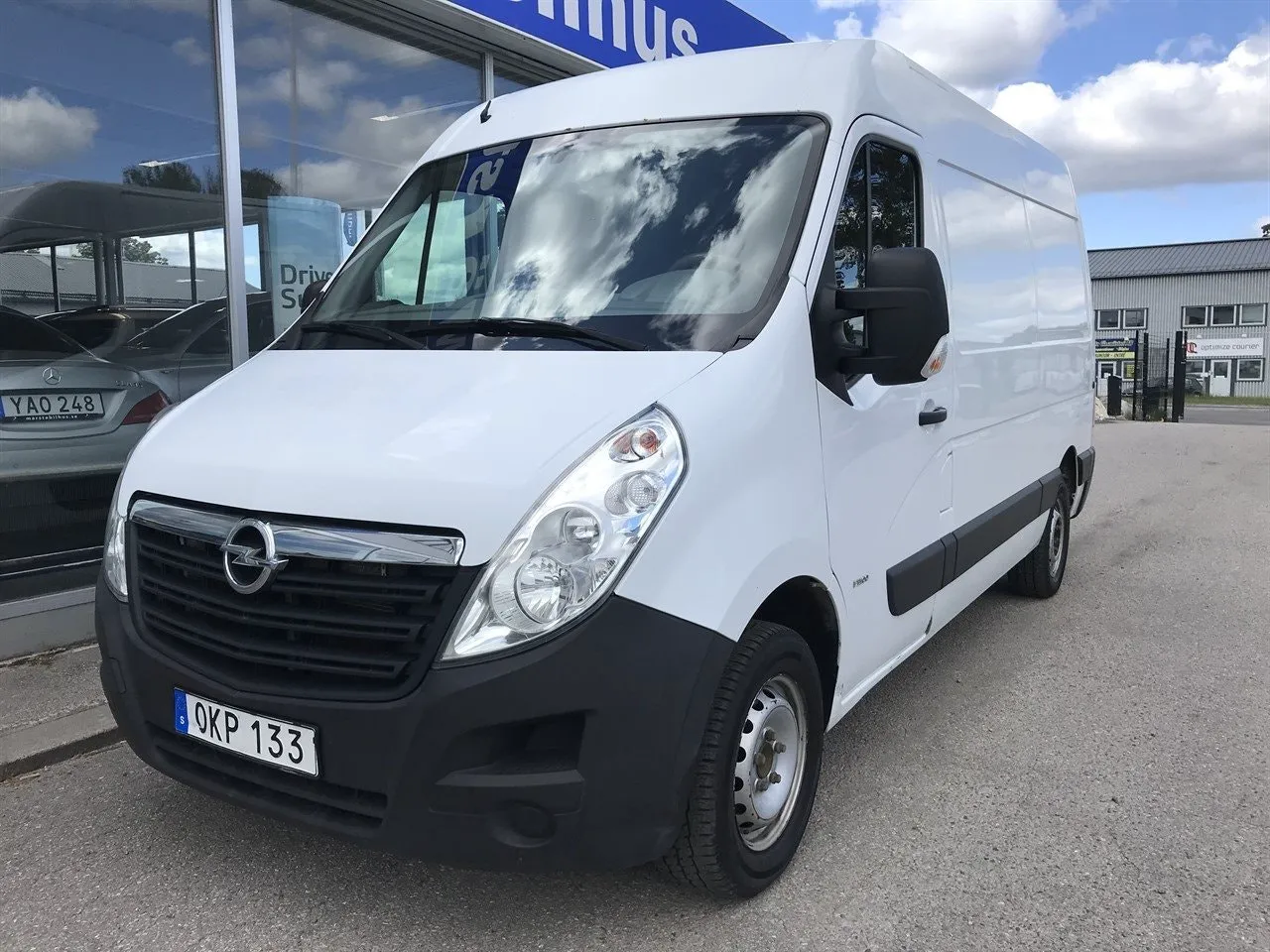 Vehicle image 1