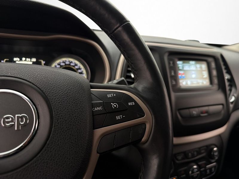Jeep Cherokee bild 17