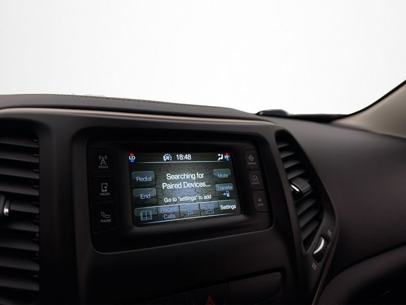 Jeep Cherokee bild 21