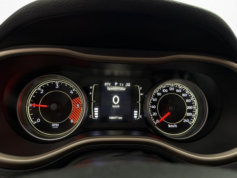 Jeep Cherokee bild 16