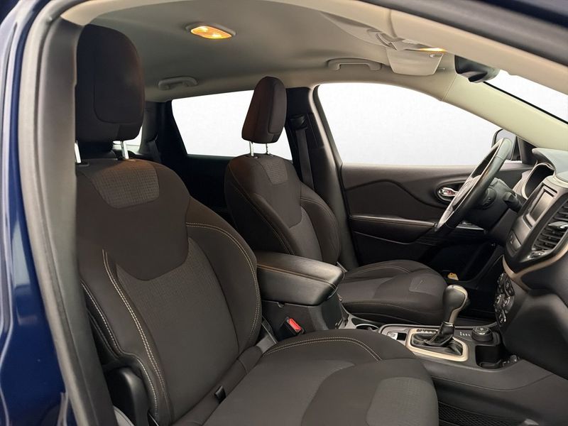 Jeep Cherokee bild 25