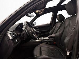 BMW 320 bild 12