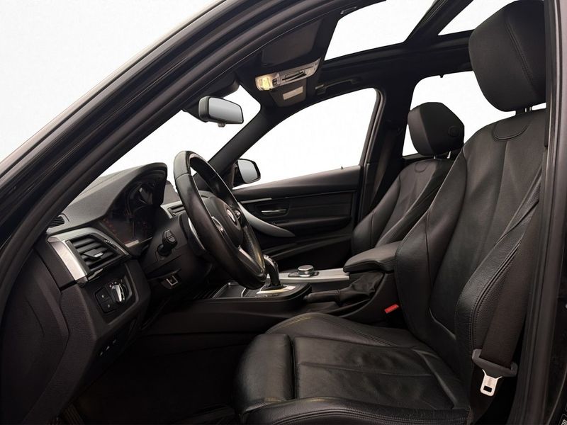 BMW 320 bild 12