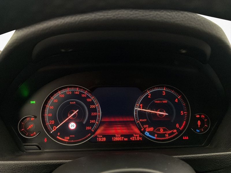 BMW 320 bild 20