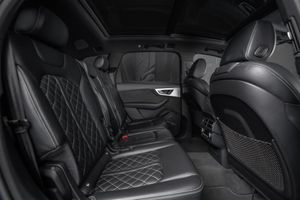 Audi SQ7 bild 12