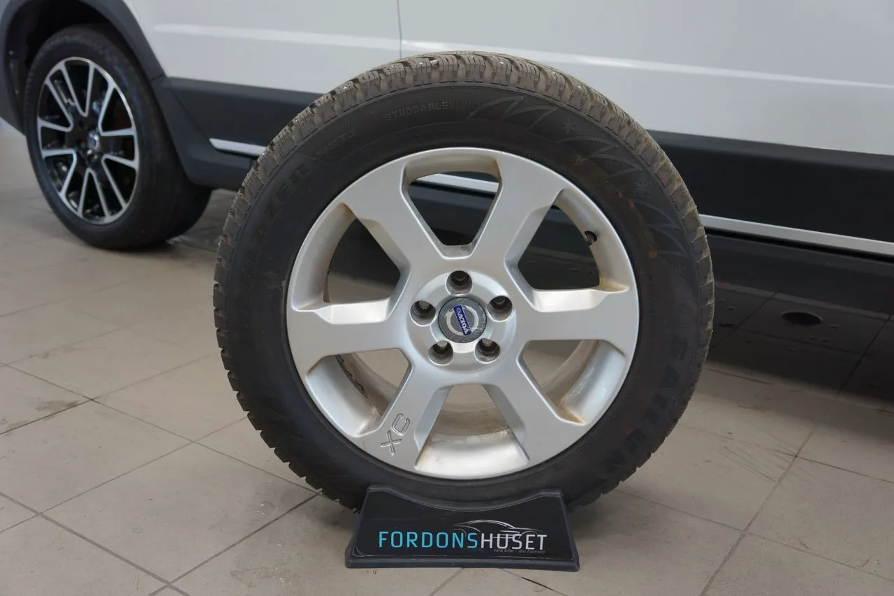 Vehicle image 22