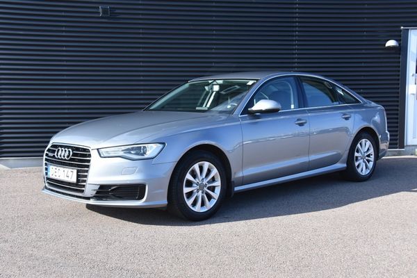 Audi A6 Sedan 3.0 TDI V6 quattro Ambition En ägare, Värmare - 2015