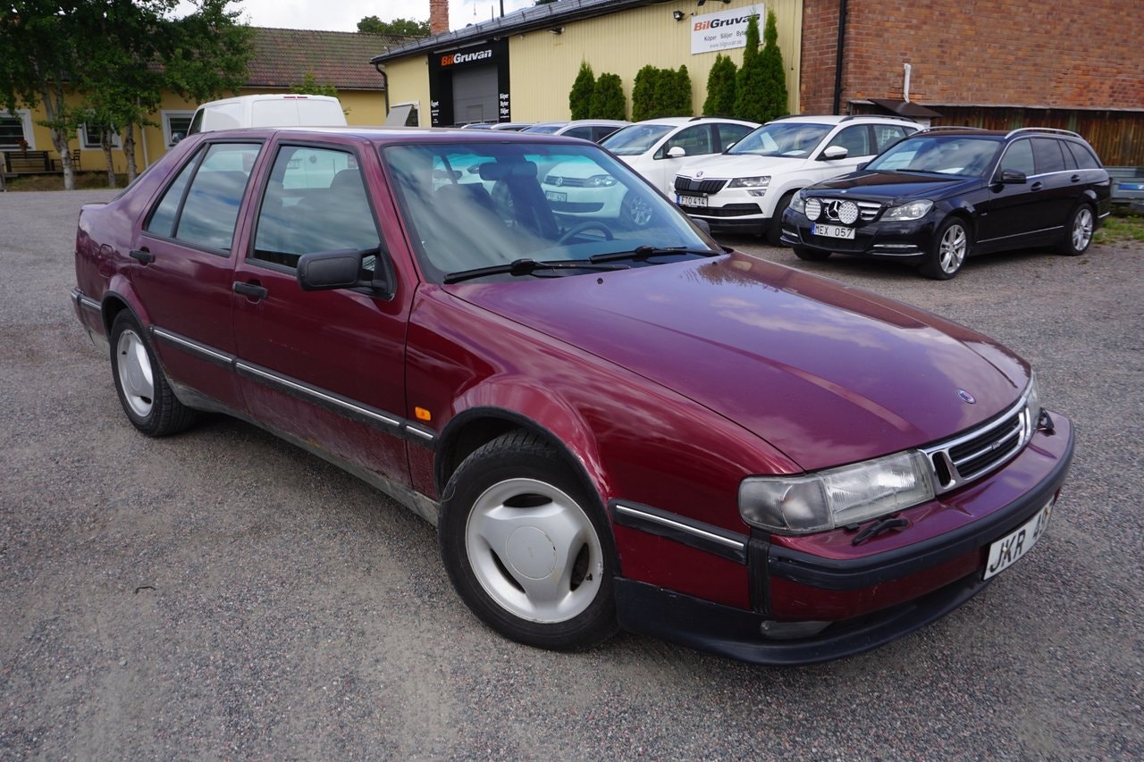 Saab 9000