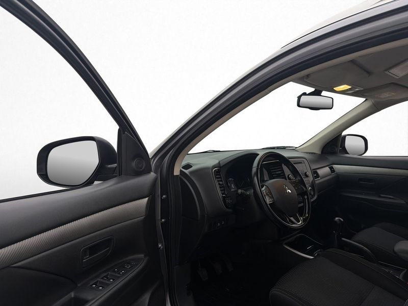 Mitsubishi Outlander bild 11