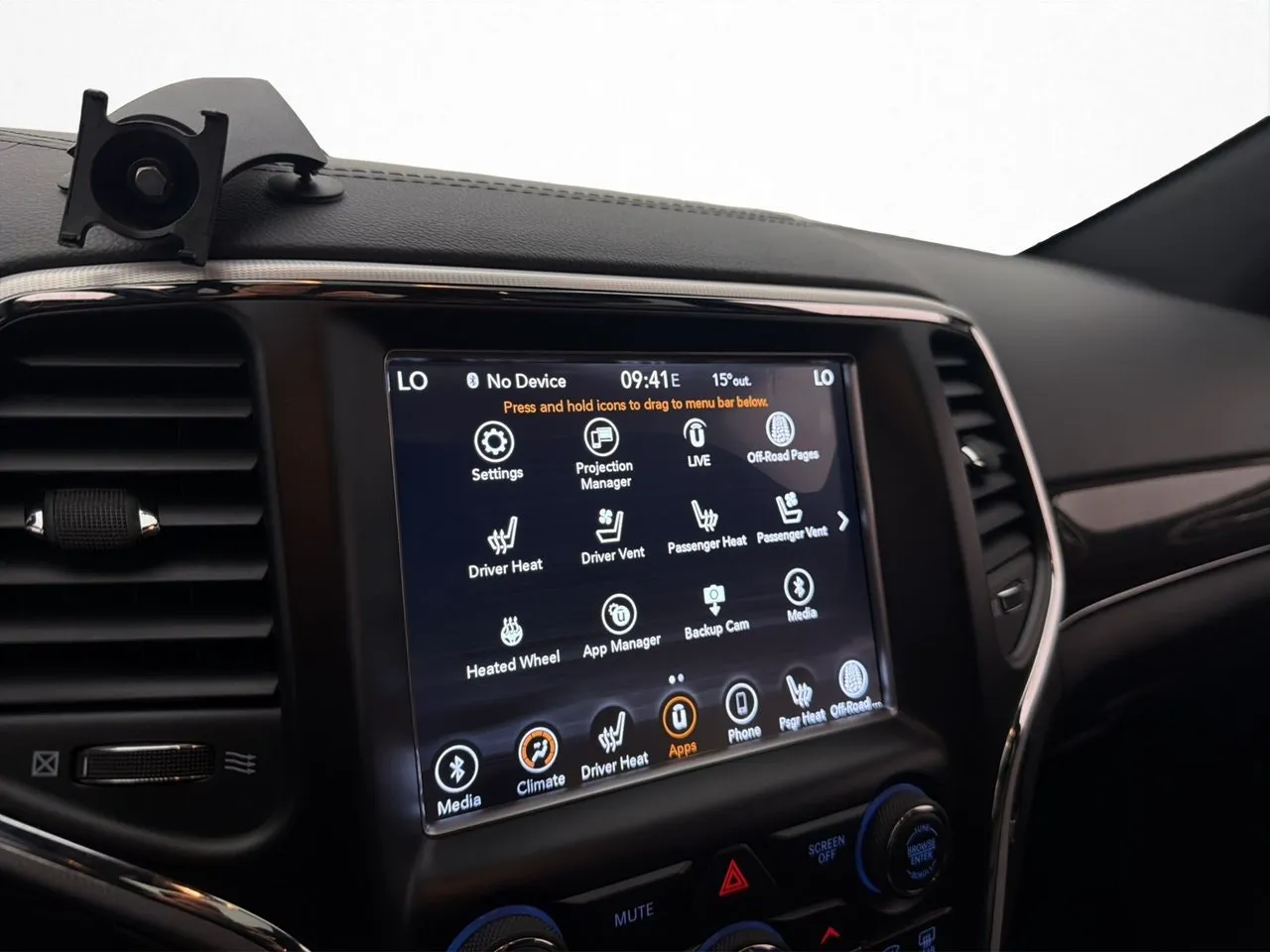 Vehicle image 19