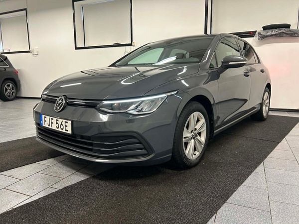Volkswagen Golf 2.0 TDI 115 hk DPF SCR Base Euro 6 Värmare NAVI Kamera - 2021