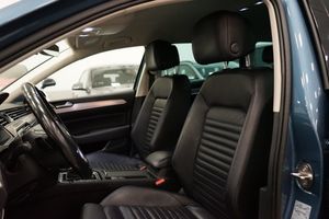 Volkswagen Passat bild 13