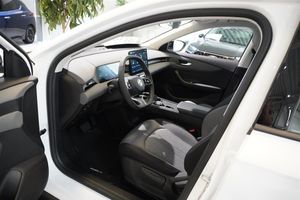 MG S5 EV bild 2