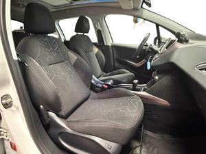 Peugeot 2008 bild 11