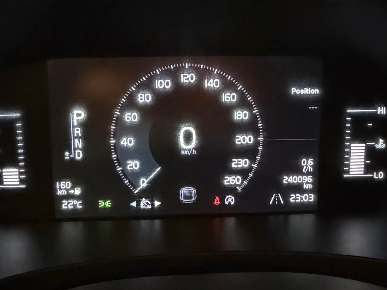 Vehicle image 26