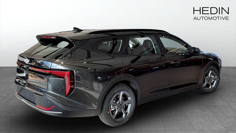 Kia K4 bild 2
