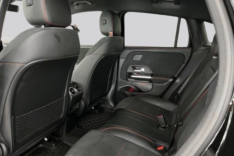 Mercedes EQA300 bild 9
